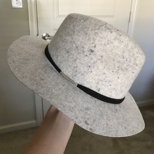 UO Grey Hat